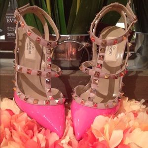 Valentino Rockstud Heels in pink